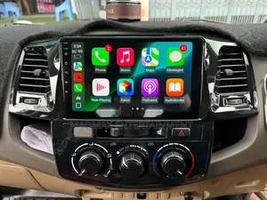 Android Head Unit kwa Toyota Hilux N70/Vigo/Fortuner 2005+