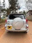 Toyota RAV4 2008 Nyeusi - 4