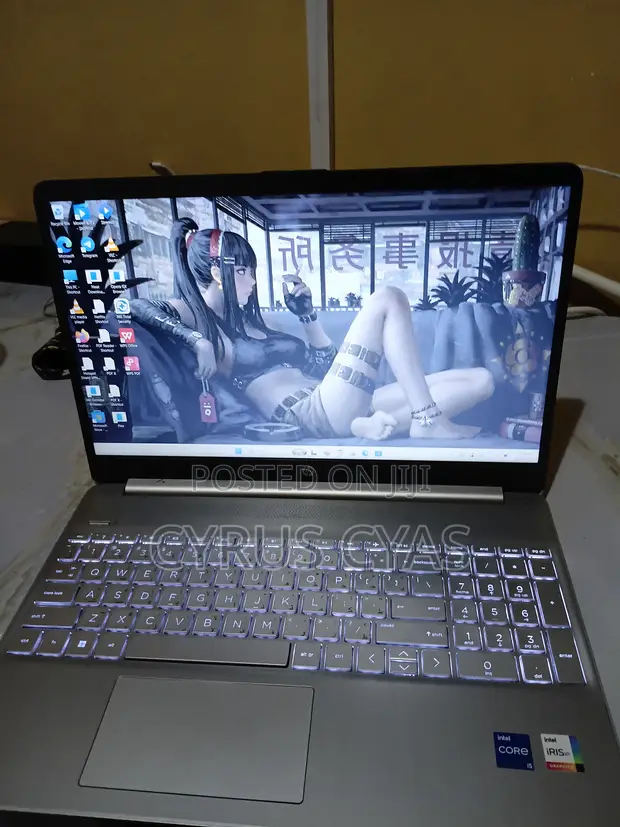 Laptop HP 15s-fq5xx - Intel Core i5, 8GB RAM, 500GB SSD - 1