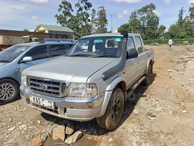 Ford Ranger 2005 Silver - 1