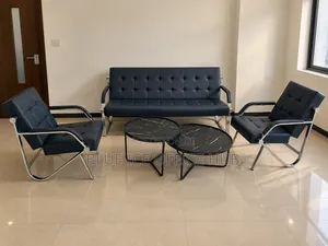 Seti ya Sofa Nyeusi ya Ofisi na Meza za Kahawa