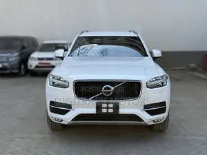 Volvo XC90 2017 Nyeupe