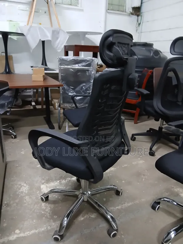 Boss Office Products Smart Rise Headrest Office Chair - Black - 1