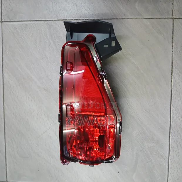 New Rear Bumper Reflector for Toyota Fortuner 2016 - 1