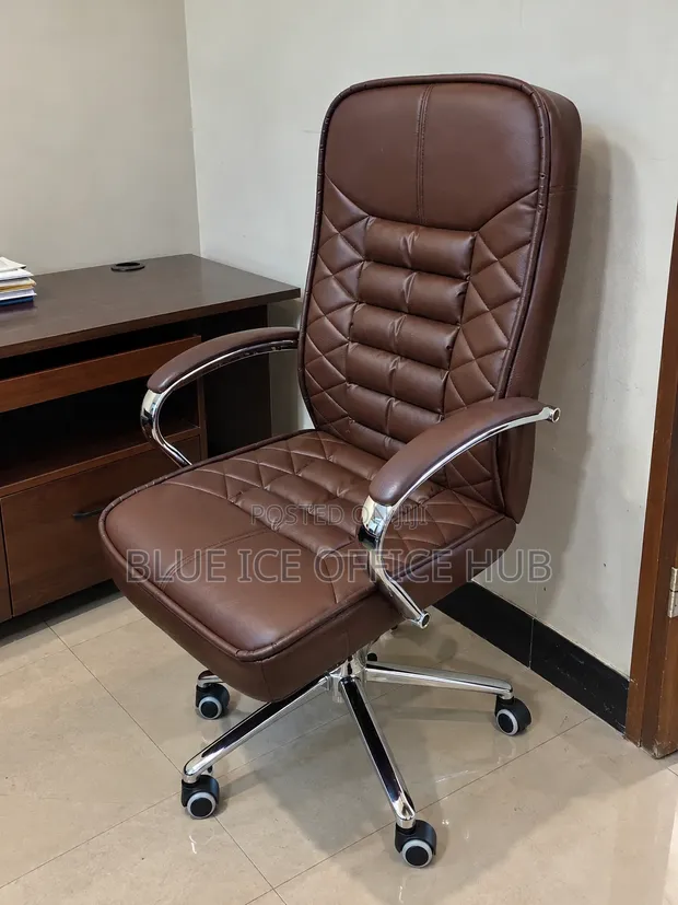 Brown Executive Office Chair - High Back Leather Boss Chair - 1