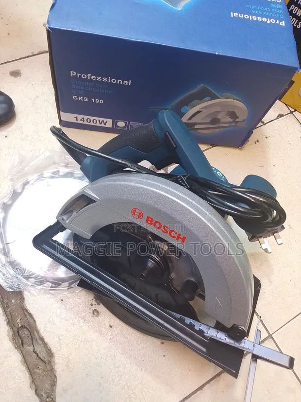 1400W Bosch Electric Circular Saw - 1