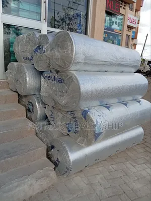 InsuMax Roli za Insulation za Joto Zilizolaminishwa Mara Mbili