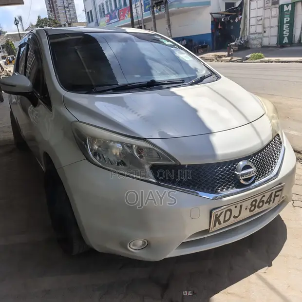 Nissan Note 2015 White - 1