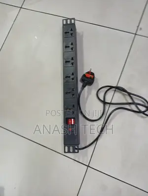 19'' 6-Port PDU with 13A Plug