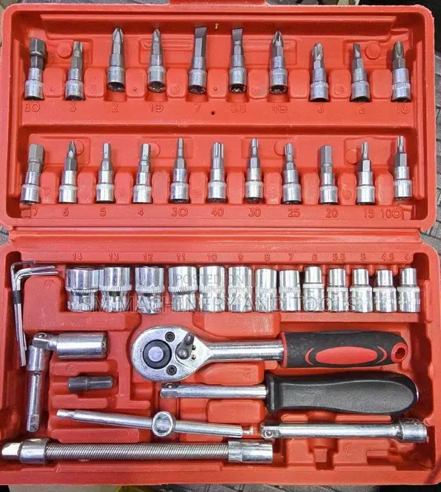 46-PC 1/4" Drive Socket Ratchet & Screwdriver Tool Set - 1