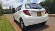 Toyota Vitz 1.3 AWD 3dr 2014 Nyeupe - 5