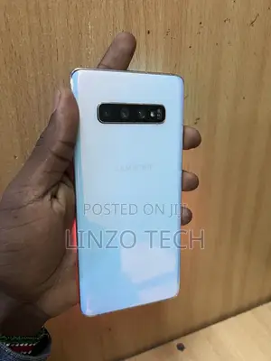 Samsung Galaxy S10 128GB White (Cracked Screen)