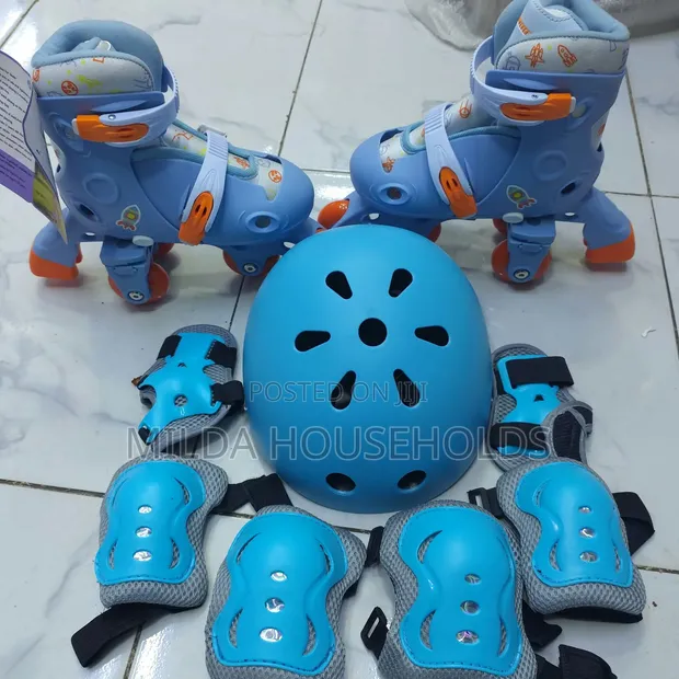 2-in-1 Adjustable Roller Skates - 1
