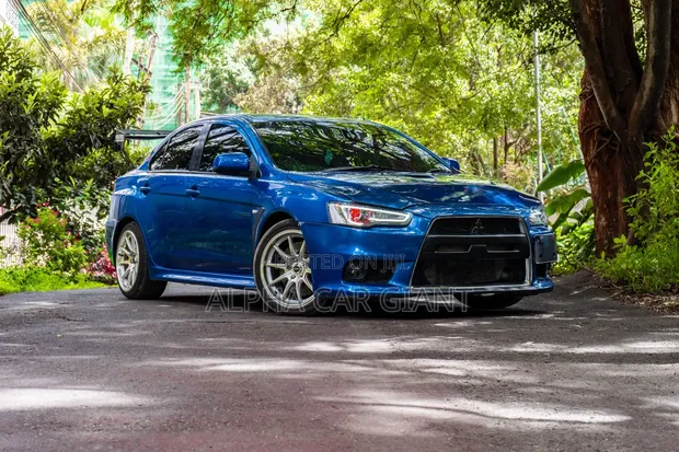 Mitsubishi Lancer Evolution 2012 Blue - 1