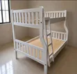 Kitanda cha Bunk cha Mbao Nyeupe (Chini 4x6, Juu 3.5x6) - 1
