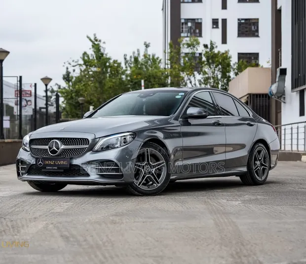 Mercedes-Benz C200 2019 Gray - 1