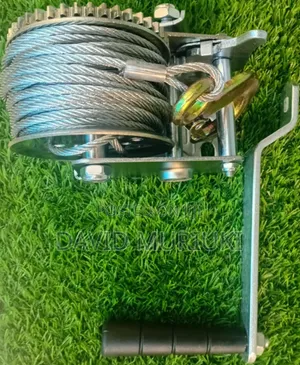 800LBS Manual Cable Pulling Winch