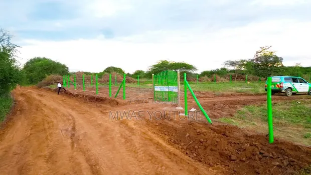 50/100 Plots for Sale in Kithyoko - 1