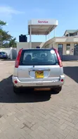 Nissan X-Trail 2005 Nyeusi - 2