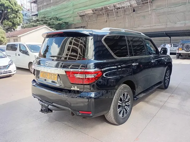 Nissan Patrol 2021 Black - 1