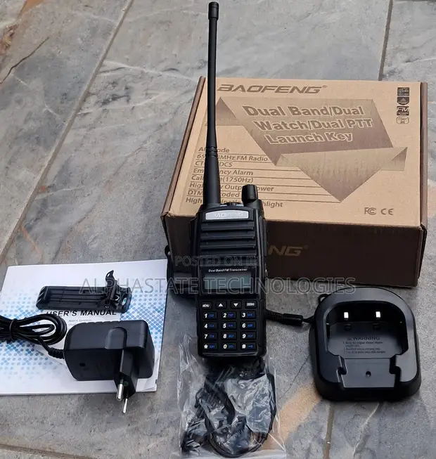 Baofeng UV-82 Dual Band VHF UHF Walkie Talkie - 1