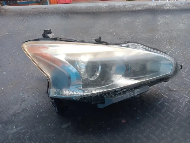 Nissan Sylphy 2012 Headlight - 1