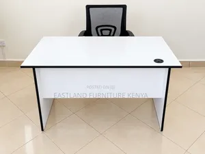 Kikao Nyeupe cha Ofisi na Kingo Nyeusi - Boss Office Products