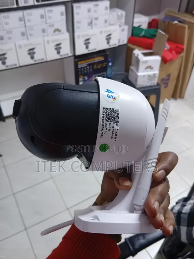 Outdoor 4G Security Camera - Wireless Connectivity - 1