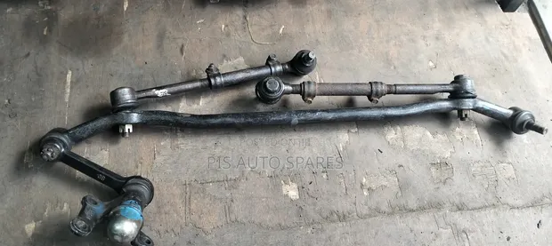 Toyota Hilux Main Tie Rod - Used - 1