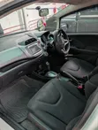 Honda Fit 2013 White - 3