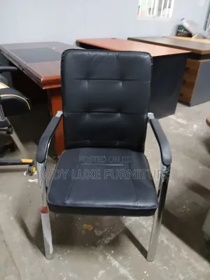 Executive Leather Office Chair - Brand New