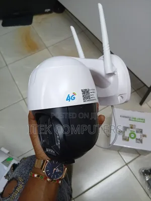 Kamera ya CCTV ya Nje ya 4G Isiyo na Waya na Ufuatiliaji wa Simu