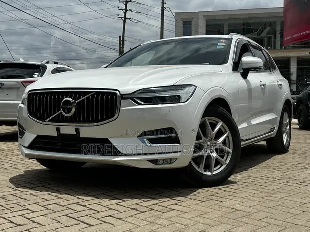 2018 Volvo XC60 T5 Inscription - 1