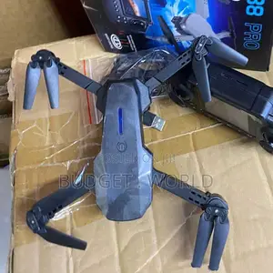 E88 Pro Drone Inakunjwa na Kamera Mbili za 4K