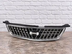 Grille ya Mbele ya Nissan Sunny B15 (1999-2003)