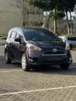 Toyota Sienta 2018 Maroon - 2