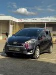 Toyota Sienta 2018 Maroon - 5