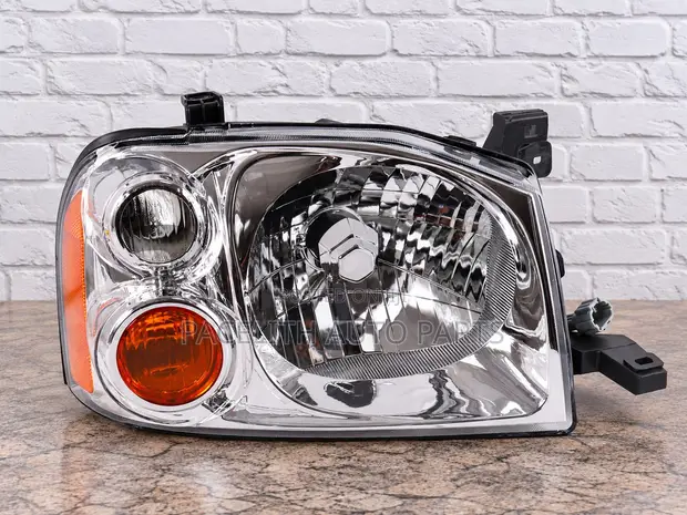 Headlight for Nissan Hardbody D22 (2003) - 1