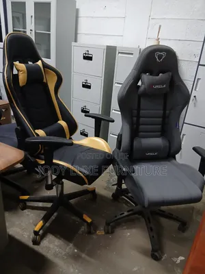 Kiti cha Mchezo cha Ofisi chenye Armrests na Headrest