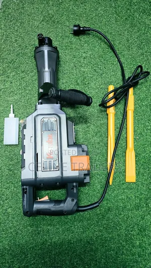 Kzubr 1700W Demolition Hammer