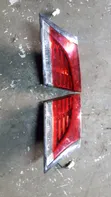 Taa ya Nyuma ya Toyota Crown Royal (Iliyotumika) - 2