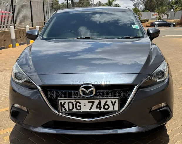 Mazda Axela SV Premium 2014 Gray - 1