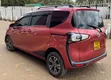 Toyota Sienta 2017 Nyekundu - 2