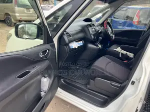 Nissan Serena 2012 Nyeupe