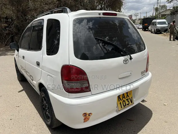 Toyota Corolla Spacio 2004 White - 1