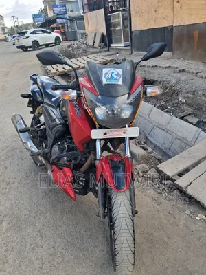TVS Apache 160 4V 2014 Red