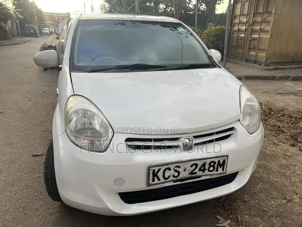 Toyota Passo 2012 White - 1