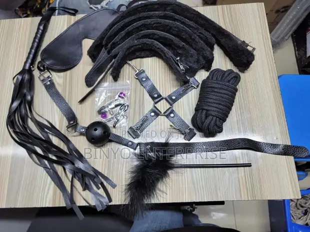 Set ya Vipande 12 vya Bondage kwa Watu Wazima - 1