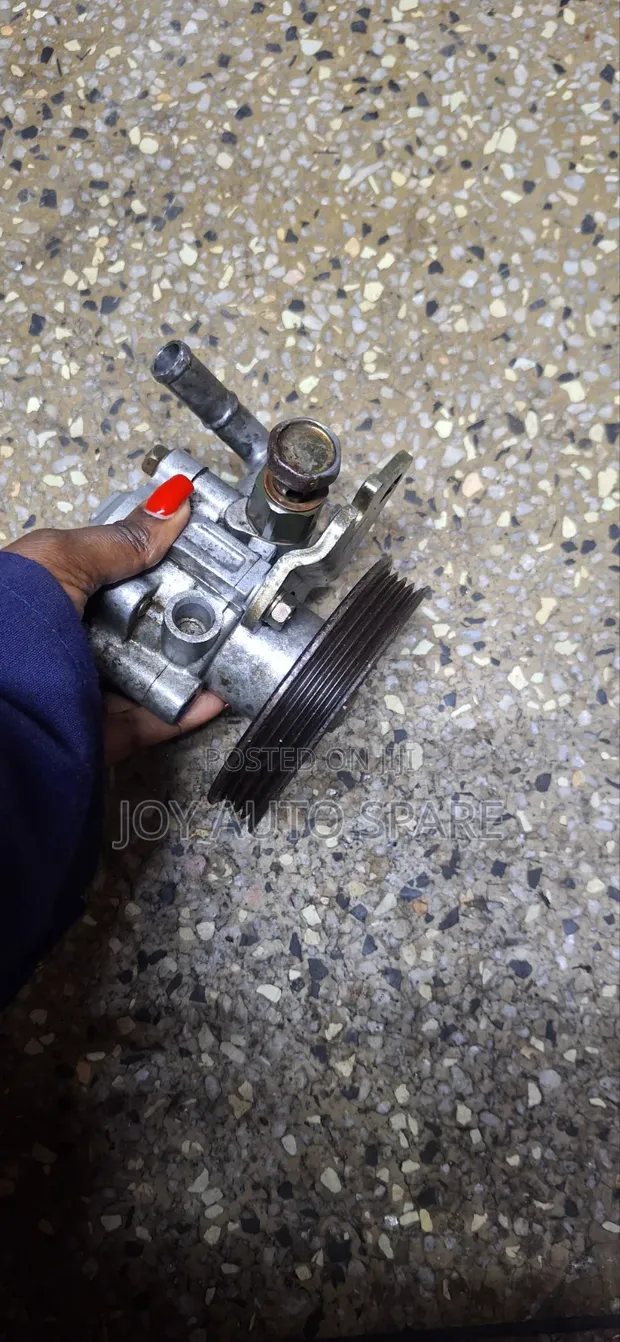 Nissan Sunny B13/B14 Power Steering Pump - 1