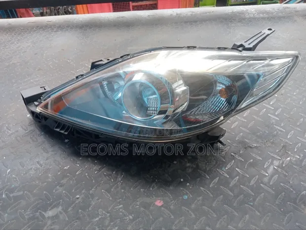 Mazda Premacy 2010 Headlight - 1